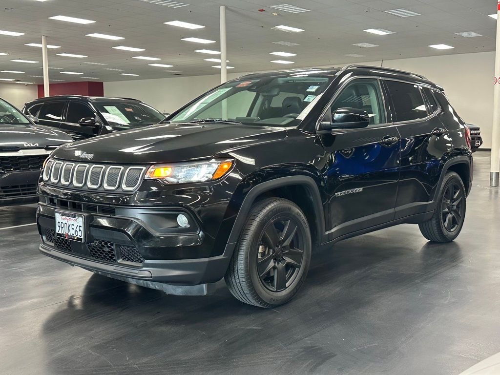 Used 2022 Jeep Compass Latitude SUV