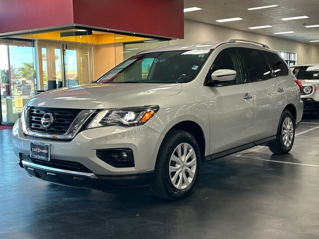 2020 Nissan Pathfinder SL photo 2
