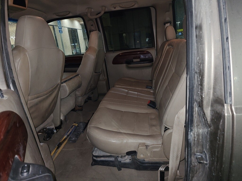 Used 2006 Ford F-250 Truck Crew Cab
