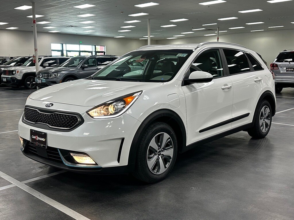 2018 Kia Niro Plug-In Hybrid LX photo 2