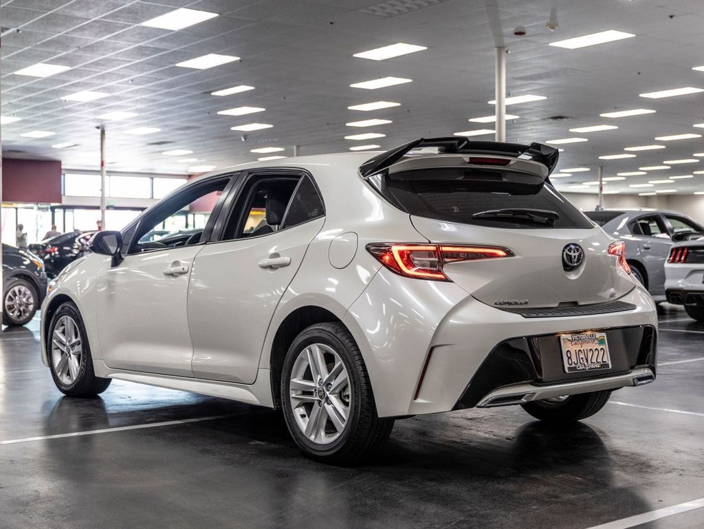 Used 2019 Toyota Corolla Hatchback SE Hatchback