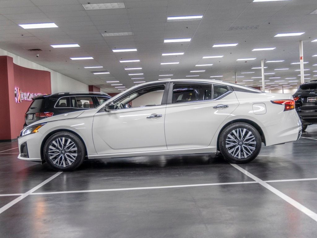 Used 2025 Nissan Altima SV Sedan
