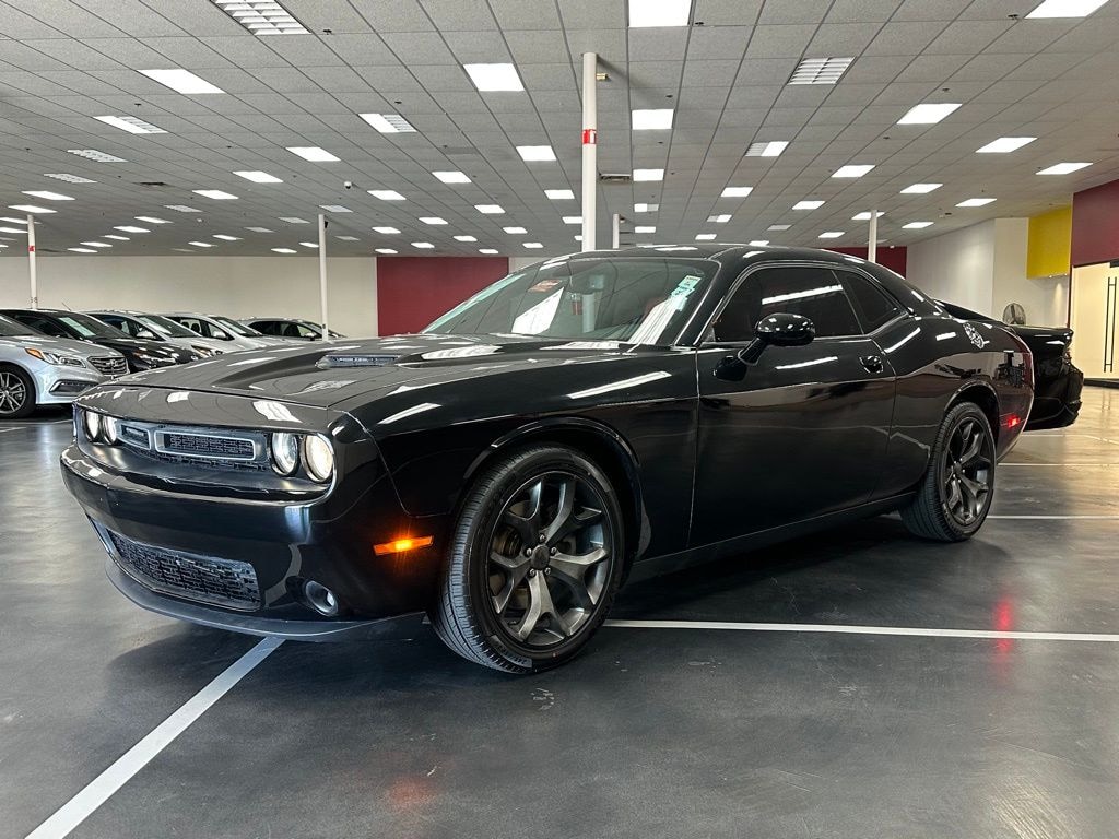 Used 2018 Dodge Challenger SXT Coupe