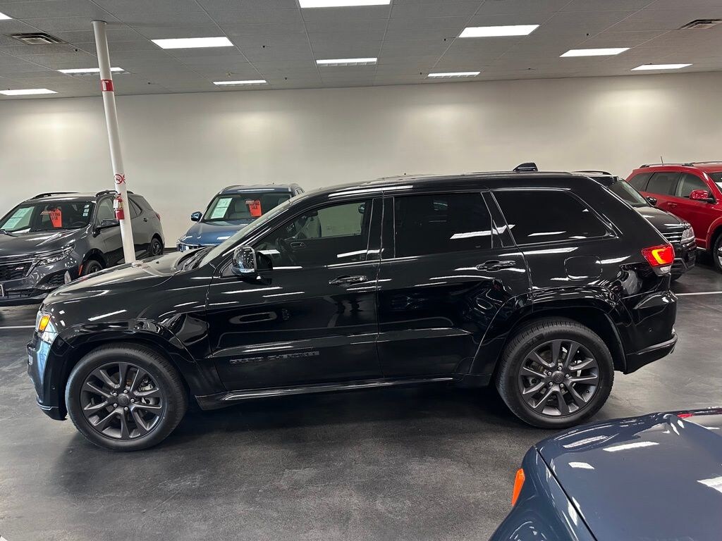 Used 2018 Jeep Grand Cherokee Overland 4x4 SUV