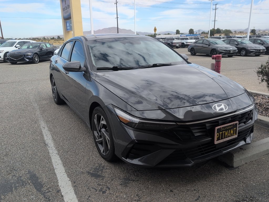 Used 2024 Hyundai Elantra SEL Sedan