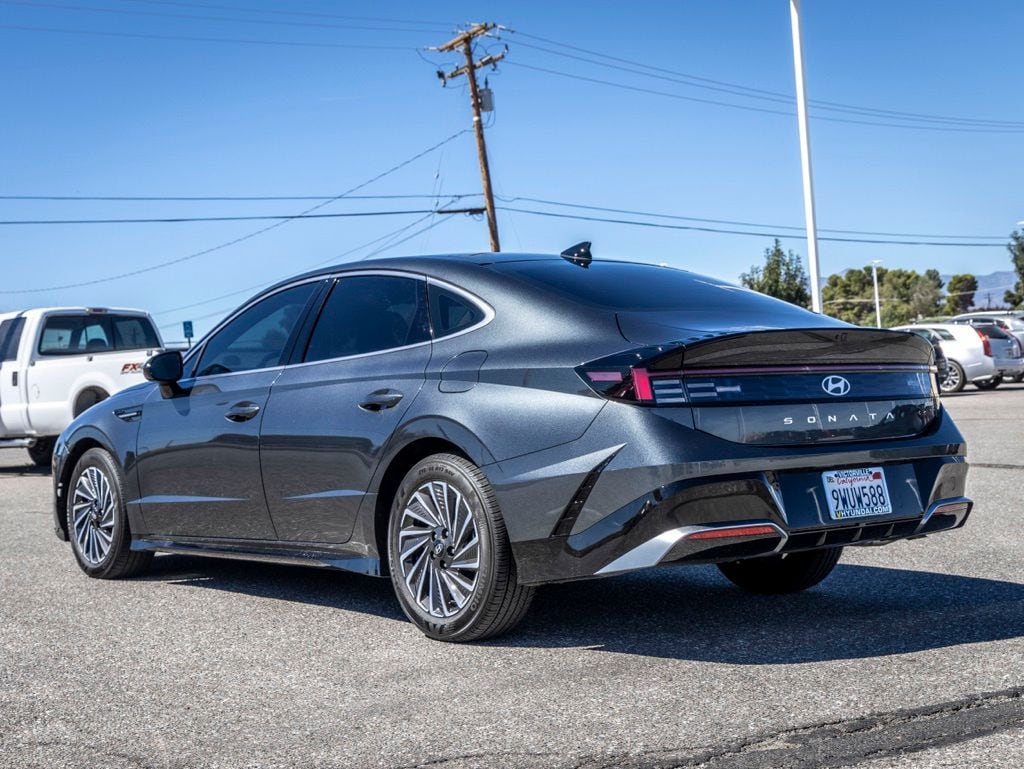 Used 2026 Hyundai Sonata Hybrid SEL Sedan