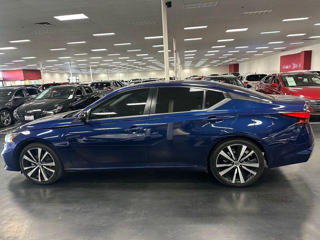 Used 2022 Nissan Altima 2.5 SR Sedan