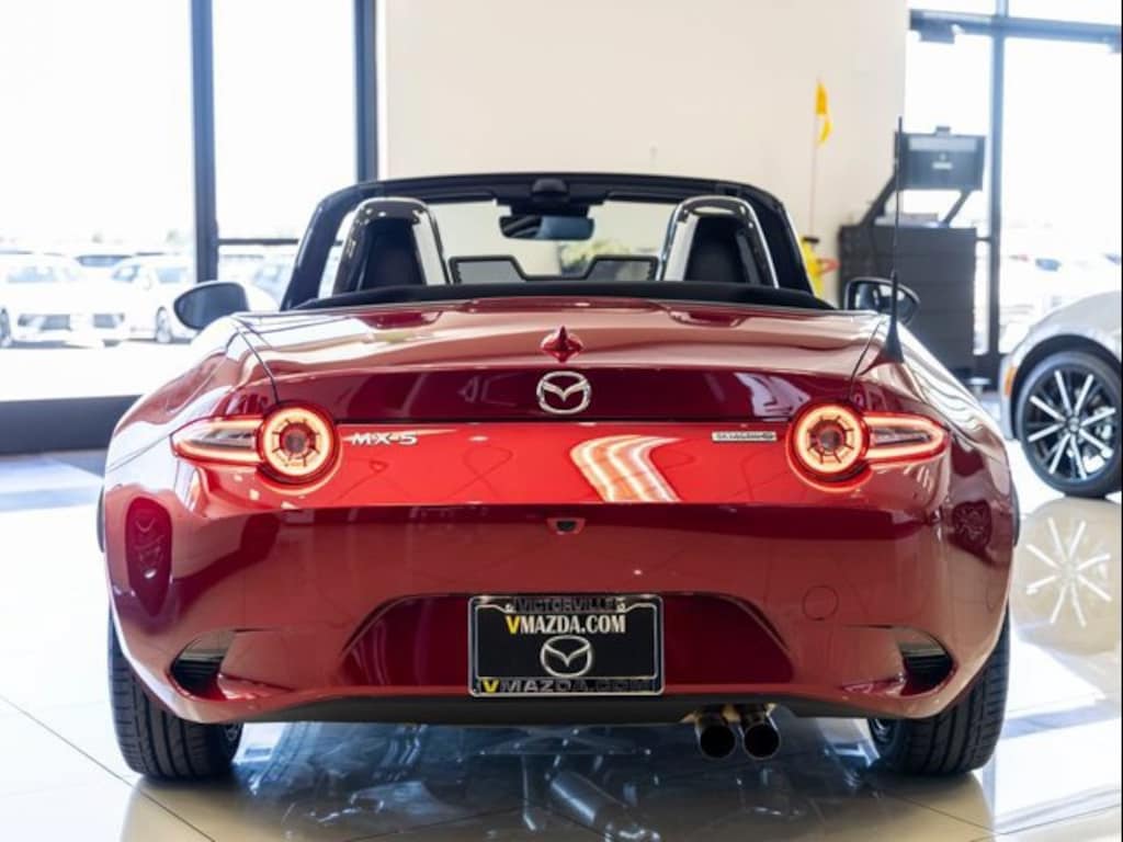 New 2026 Mazda MX-5 MIATA Grand Touring CONVERTIBLE