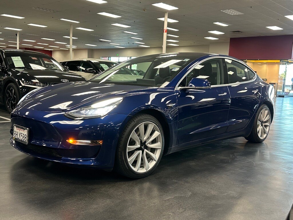 Used 2018 Tesla Model 3 Long Range Sedan