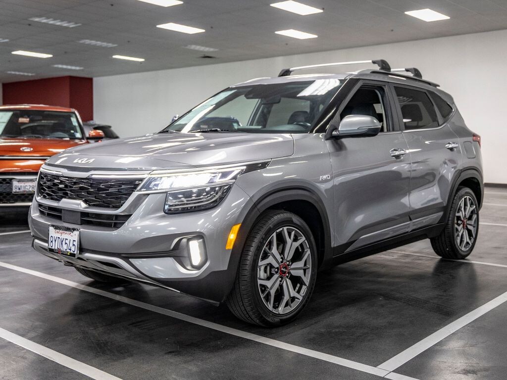 Used 2022 Kia Seltos SX SUV