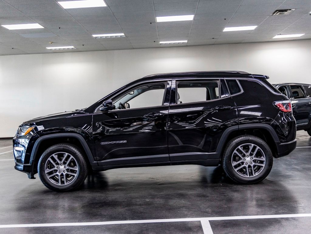Used 2018 Jeep Compass Latitude 4x4 SUV