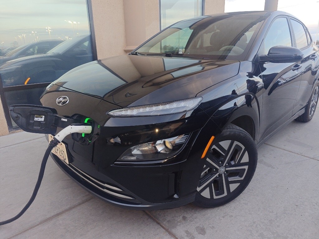 Used 2023 Hyundai Kona Electric SE SUV