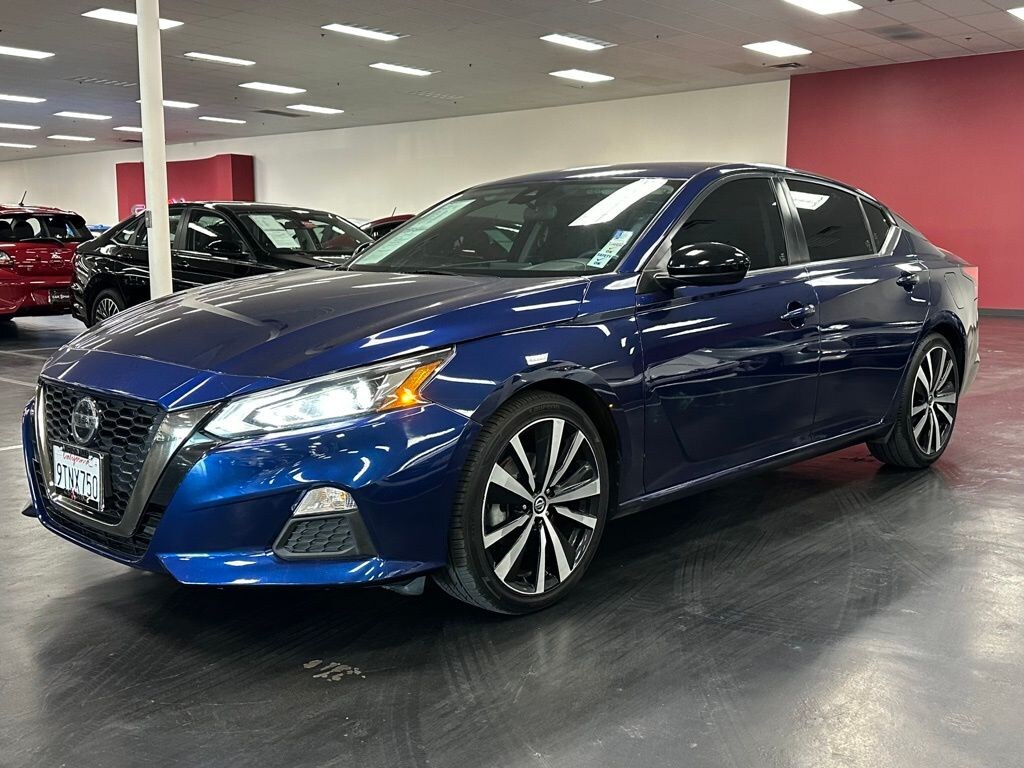 Used 2022 Nissan Altima 2.5 SR Sedan
