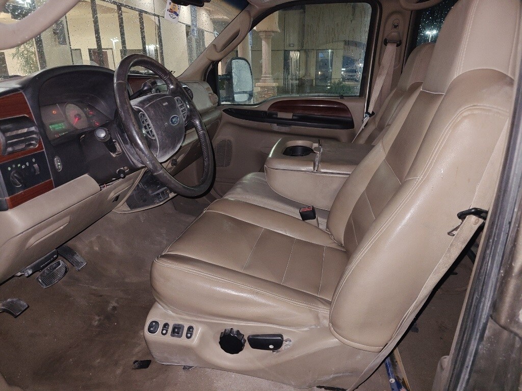 Used 2006 Ford F-250 Truck Crew Cab