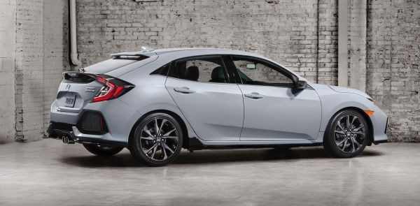 2017 Honda Civic Hatchback New Honda Civic
Hatchback dealer serving Salinas & Watsonville CA