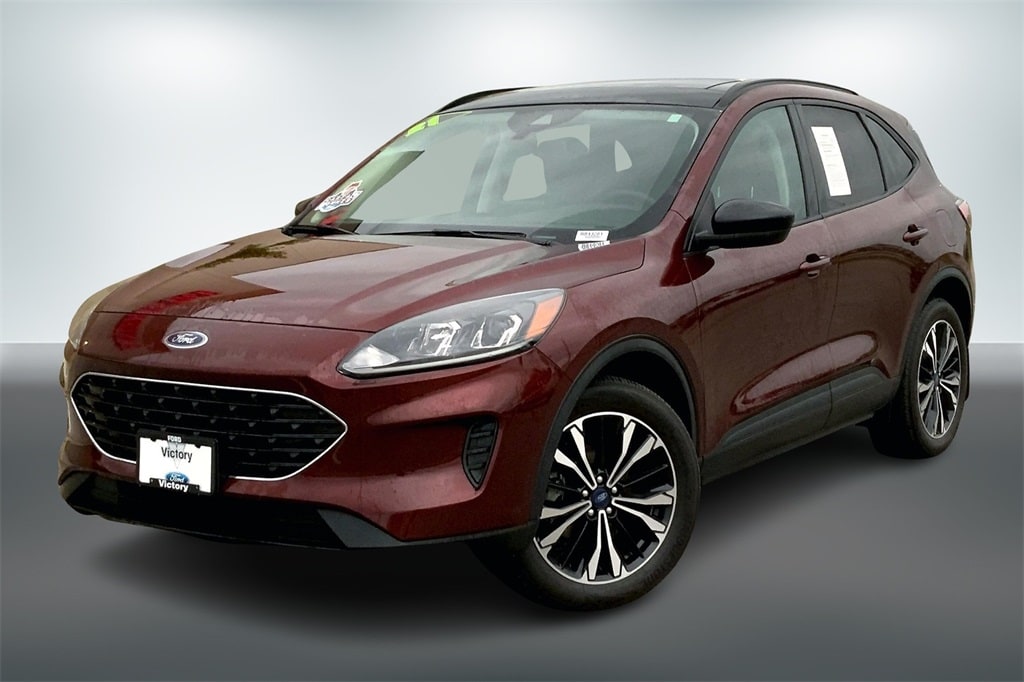 Used 2021 Ford Escape SE with VIN 1FMCU9BZ0MUB13281 for sale in Kansas City