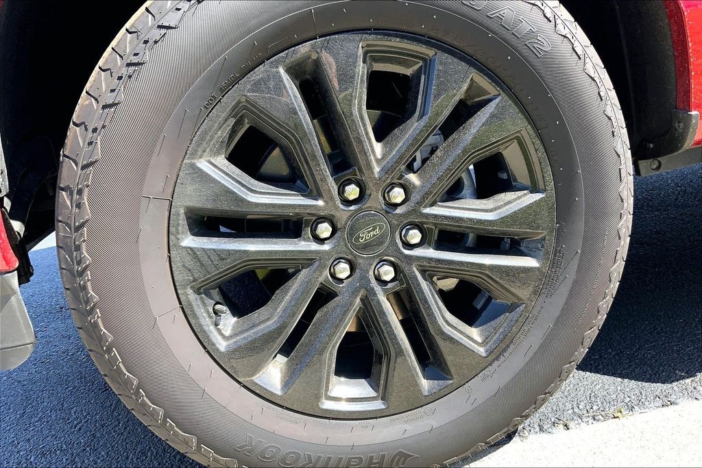 Used 2025 Ford F-150 Lariat Truck