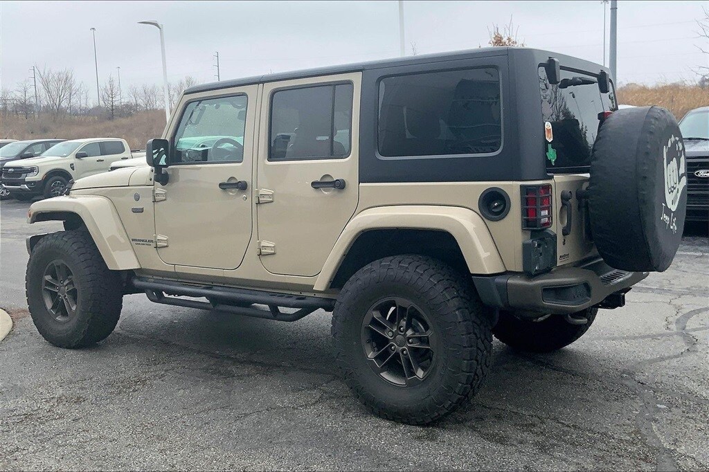 Used 2016 Jeep Wrangler Unlimited Sahara SUV