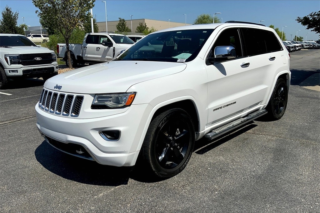 Used 2016 Jeep Grand Cherokee Overland with VIN 1C4RJFCTXGC450230 for sale in Kansas City