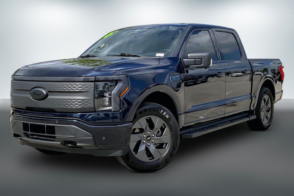 Used 2024 Ford F-150 Lightning Flash with VIN 1FT6W3L70RWG19114 for sale in Kansas City, KS