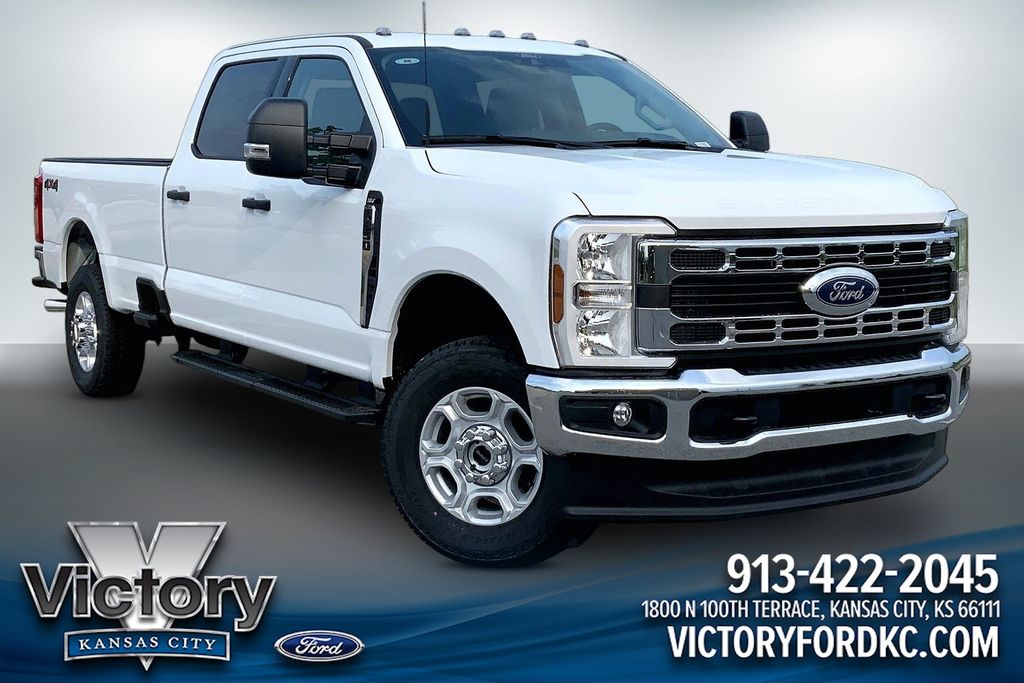 2026 Ford F-350 XLT 4x4 Crew Cab 8' Box SRW's photo