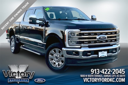2023 Ford F-250SD Lariat Truck