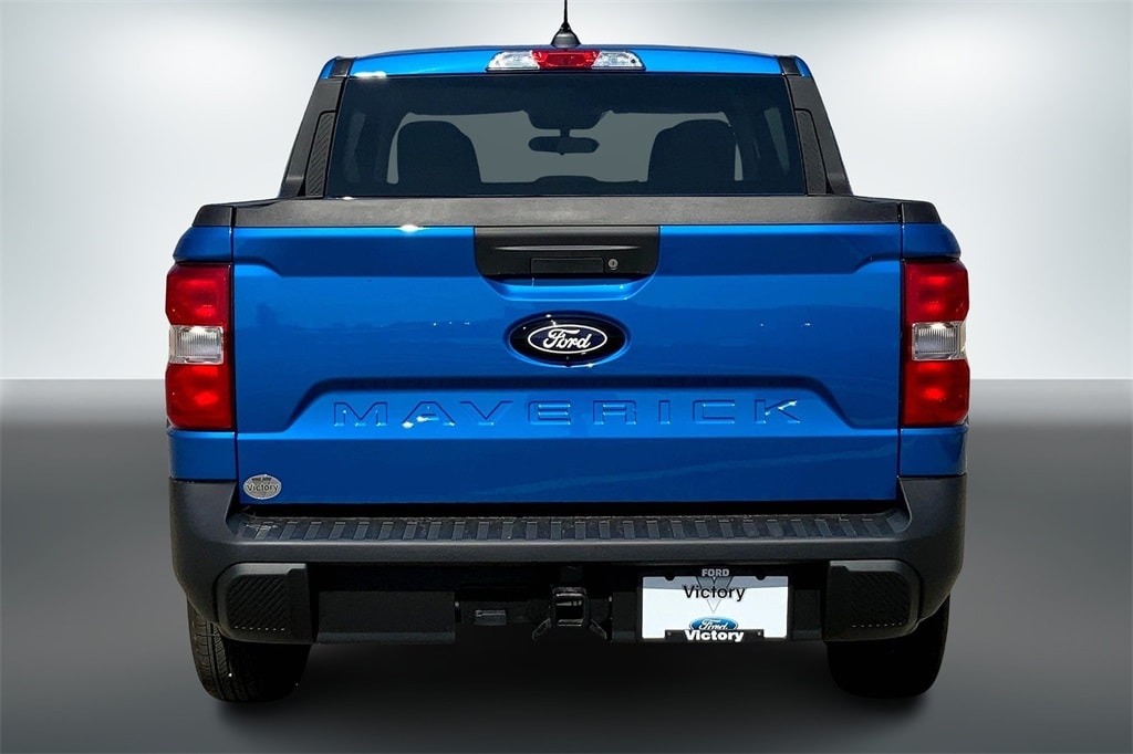 New 2025 Ford Maverick XL Truck