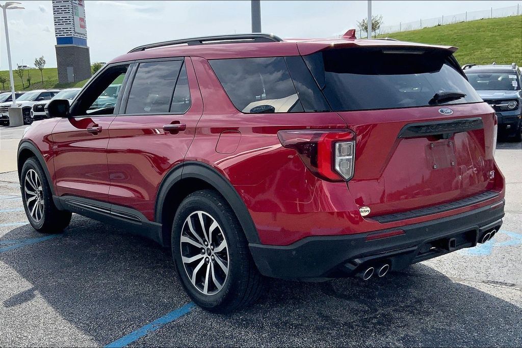 Used 2020 Ford Explorer ST with VIN 1FM5K8GC0LGB52799 for sale in Kansas City