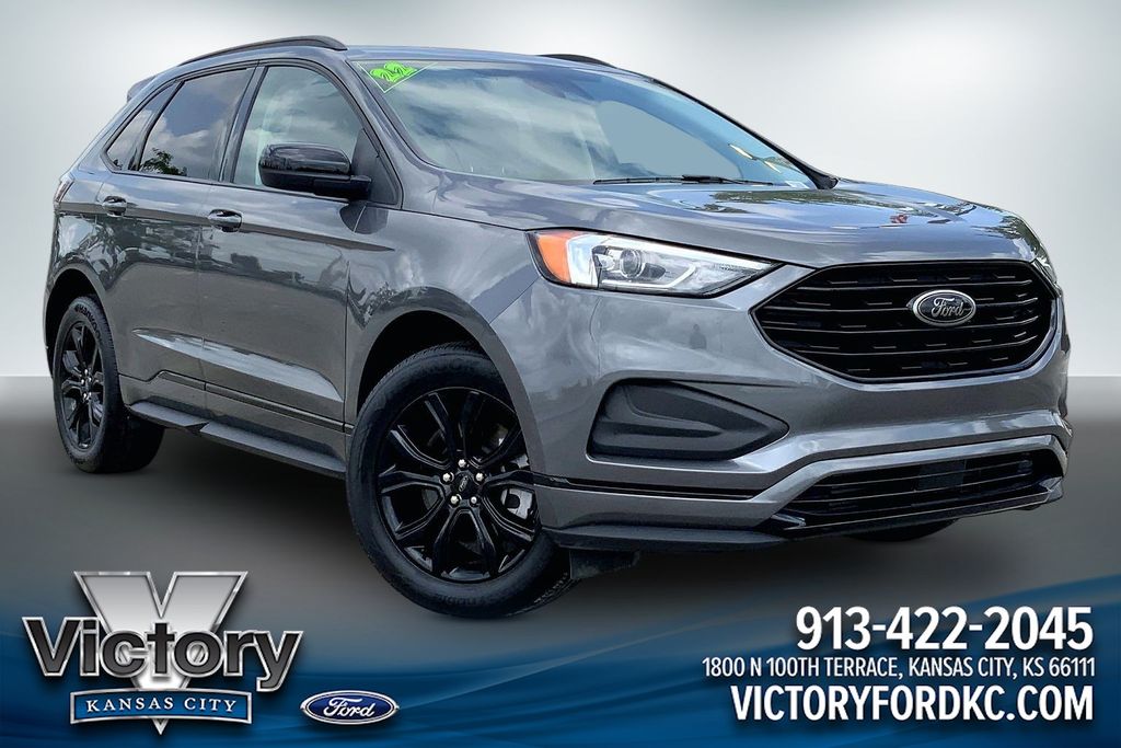 2022 Ford Edge SE AWD's photo