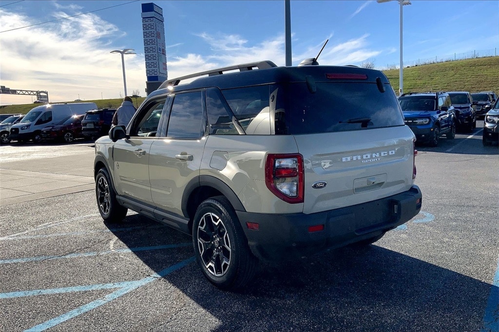 Used 2025 Ford Bronco Sport Outer Banks SUV