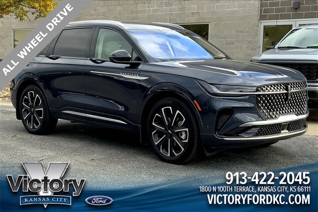 Used 2024 Lincoln Nautilus Reserve SUV