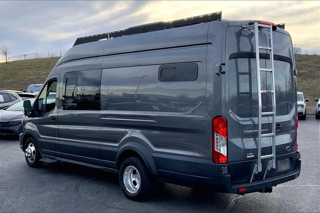 Used 2021 Ford Transit Van Base with VIN 1FTRU8UG4MKA99109 for sale in Kansas City