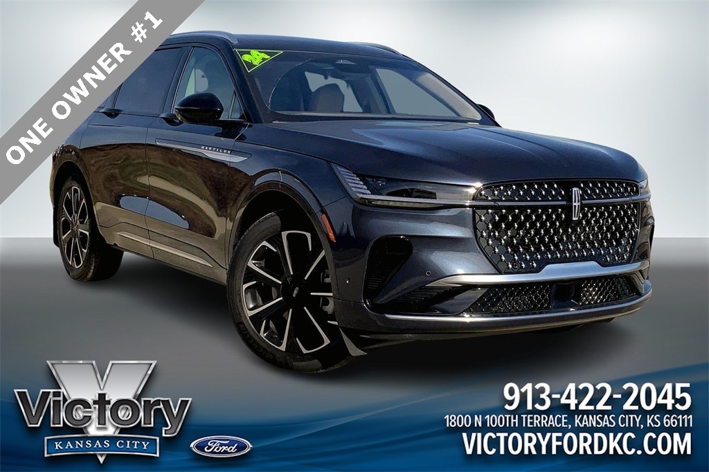 2024 Lincoln Nautilus Reserve's photo