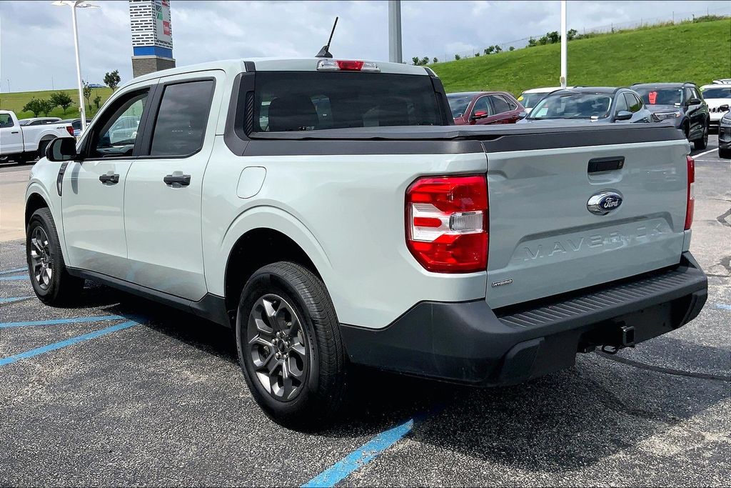 Used 2024 Ford Maverick XLT with VIN 3FTTW8H34RRB33785 for sale in Kansas City