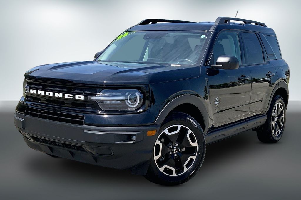 Used 2023 Ford Bronco Sport Outer Banks with VIN 3FMCR9C60PRE28731 for sale in Kansas City