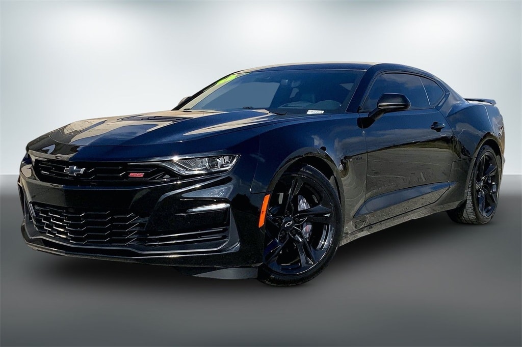 Used 2022 Chevrolet Camaro 2SS with VIN 1G1FH1R71N0126313 for sale in Kansas City