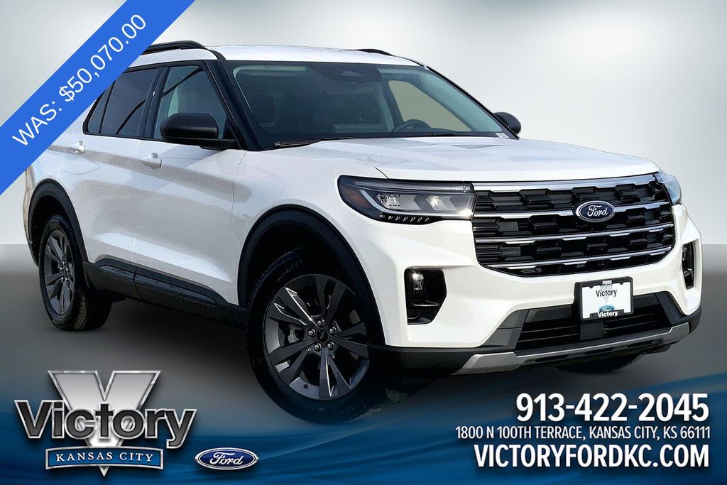 2026 Ford Explorer Active 4WD's photo