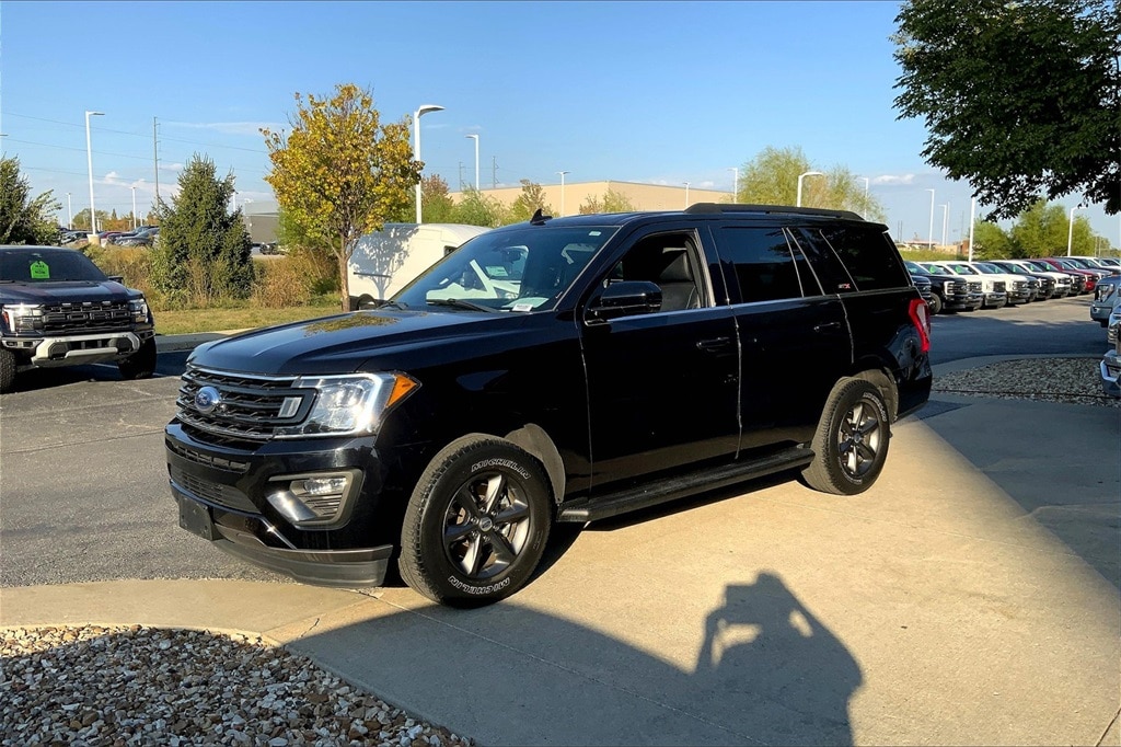Used 2021 Ford Expedition STX with VIN 1FMJU1GT8MEA51362 for sale in Kansas City