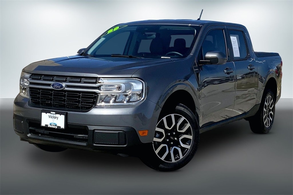 Used 2023 Ford Maverick Lariat with VIN 3FTTW8E3XPRB01196 for sale in Kansas City