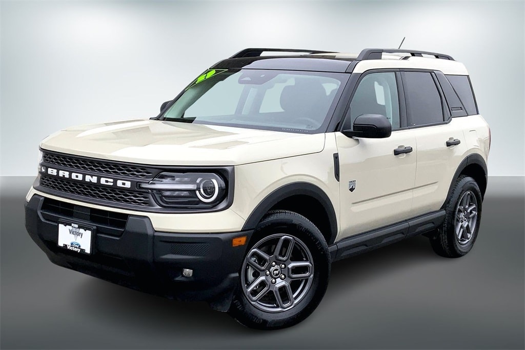 Used 2025 Ford Bronco Sport Big Bend with VIN 3FMCR9BN8SRE52003 for sale in Kansas City