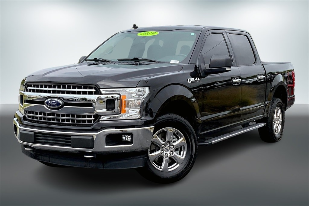 Used 2019 Ford F-150 XLT with VIN 1FTEW1E58KKC85438 for sale in Kansas City, KS