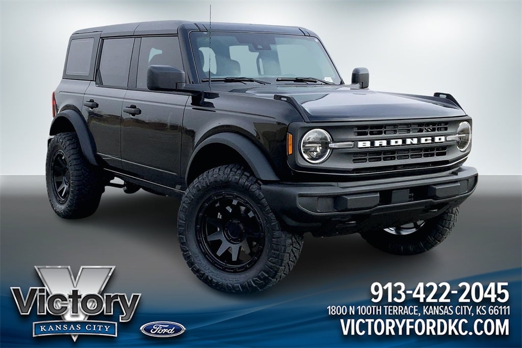 2025 Ford Bronco 4-Door Base's photo