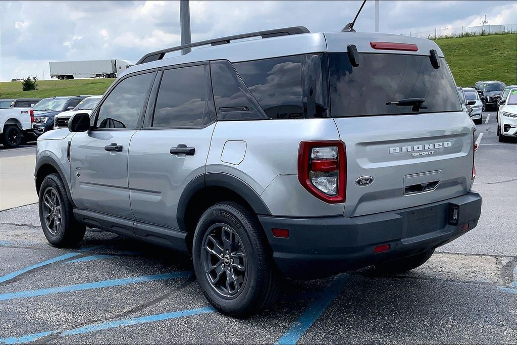 Used 2022 Ford Bronco Sport Big Bend with VIN 3FMCR9B67NRE07499 for sale in Kansas City