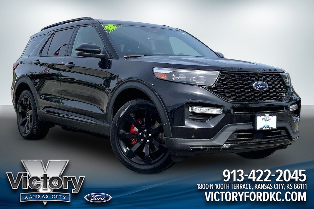 2022 Ford Explorer ST 4WD's photo