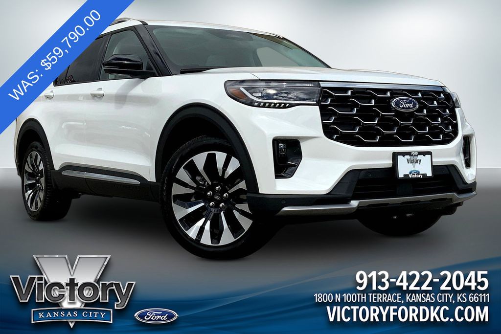 2026 Ford Explorer Platinum 4WD's photo