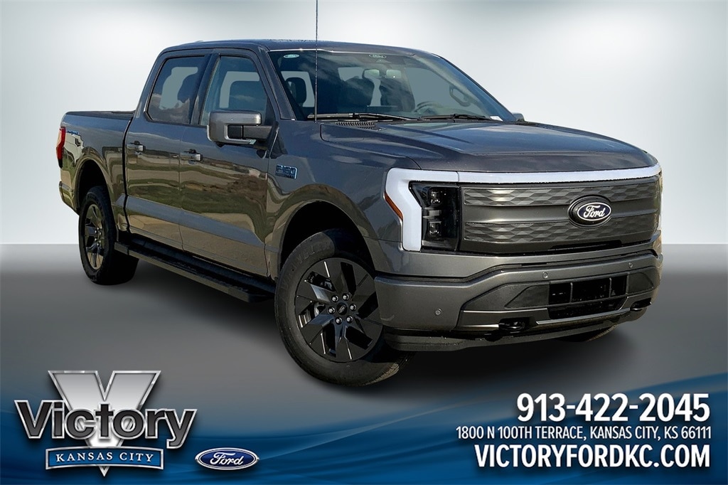 2025 Ford F-150 Lightning Lariat's photo