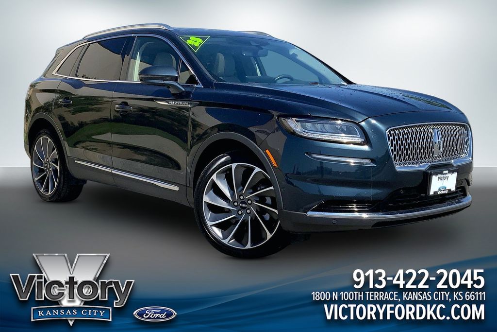 2023 Lincoln Nautilus Reserve FWD's photo