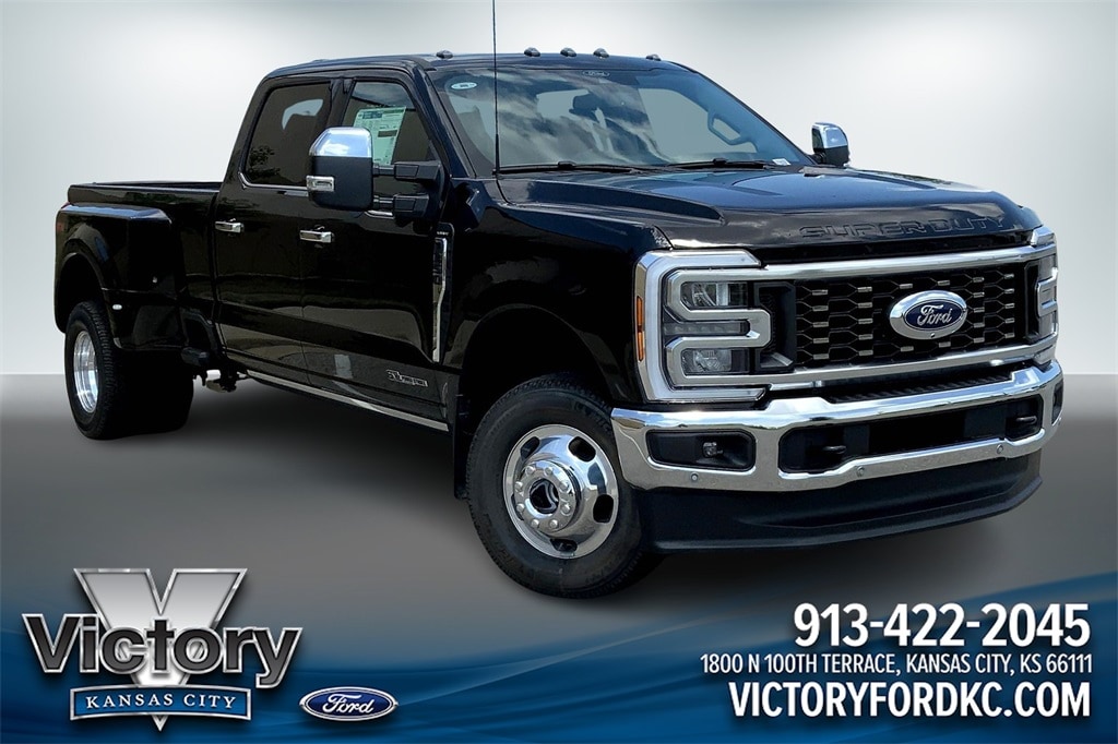 洋書 FORD TRUCKS SINCE1905 洋書 FORD TRUCKS SINCE1905 Ford Trucks Since 1905 (Crestline