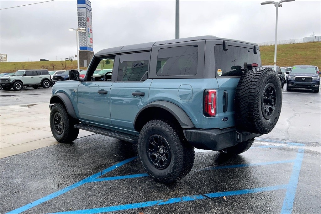 Used 2022 Ford Bronco 4-Door Wildtrak with VIN 1FMEE5DP8NLA90253 for sale in Kansas City