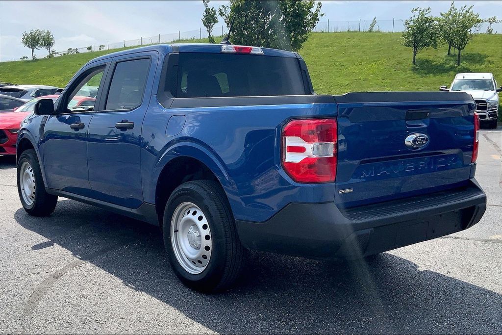 Used 2024 Ford Maverick XL with VIN 3FTTW8A32RRB08720 for sale in Kansas City